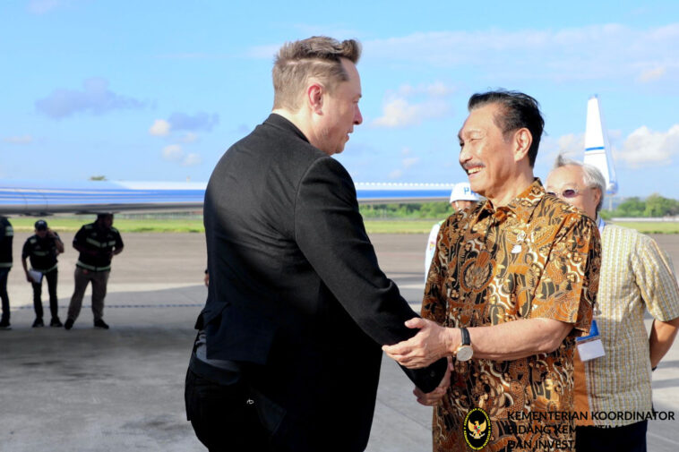 Luhut Ingin Jadikan Bali sebagai Tempat Orang Kaya Dunia