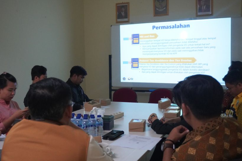 Pajak Usaha di Indonesia: Antara Kontribusi Negara dan Beban Pengusaha Pajak Usaha di Indonesia: Antara Kontribusi Negara dan Beban Pengusaha