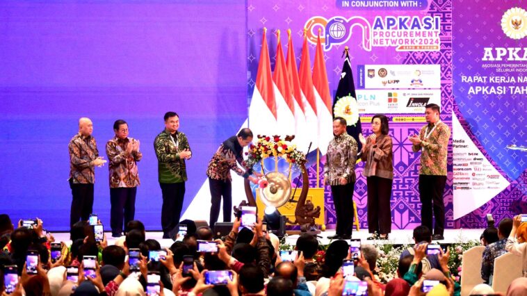 Buka Rakernas Apkasi 2024