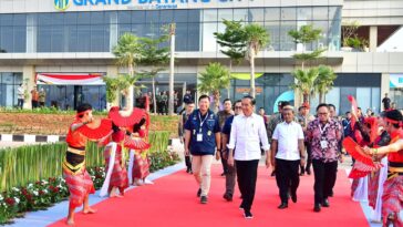 Jokowi Resmikan Kawasan Industri Batang