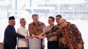 Smelter Freeport di KEK Gresik Diresmikan