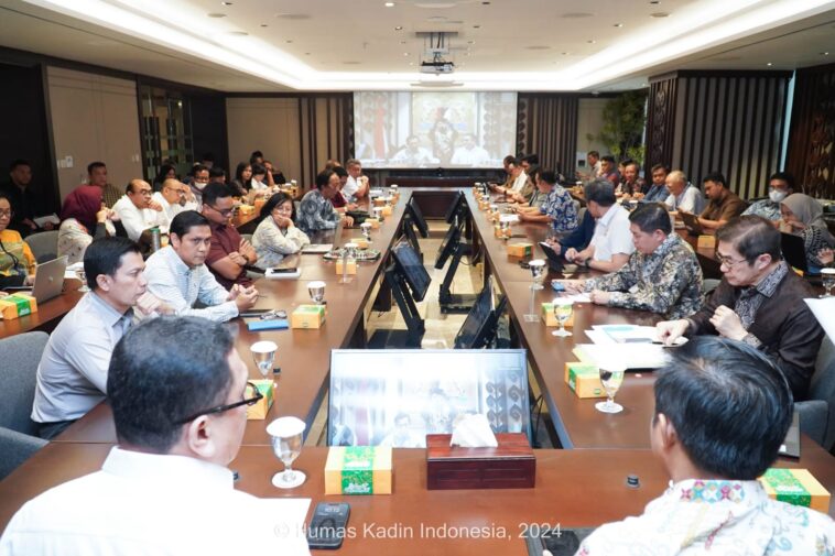 Bea Masuk Barang Impor Akan Naik 200 Persen