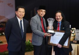 DJP Beri Penghargaan ke Pemangku Kepentingan