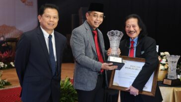 DJP Beri Penghargaan ke Pemangku Kepentingan