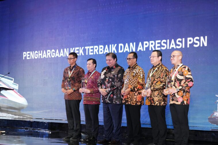 JIIPE Gresik Raih Penghargaan sebagai KEK Industri Terbaik