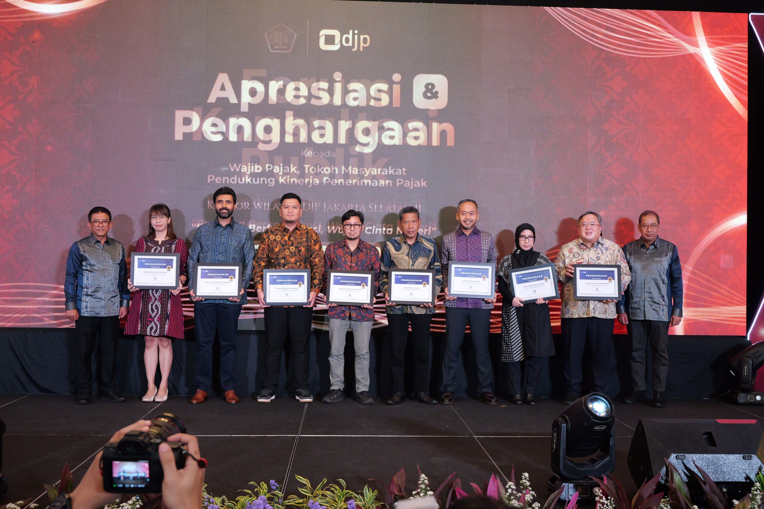 Kanwil DJP Jaksel II Beri Apresiasi Pembayar Pajak Terbesar 2023