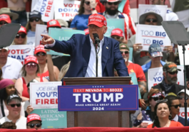 Trump Janji Lanjutkan Pemotongan Pajak