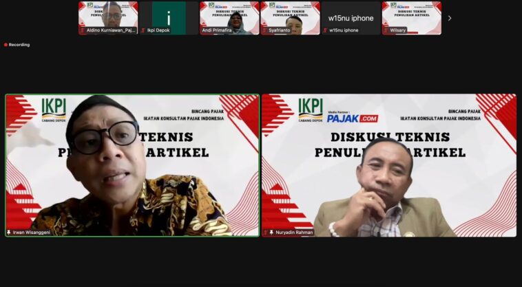 Konsultan Pajak Tuangkan Ide Lewat Tulisan di Media Massa