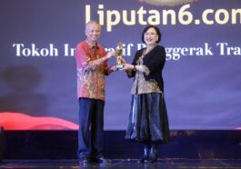 Dirut PLN Raih Penghargaan