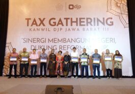 Kanwil DJP Jabar III Beri Penghargaan