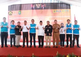 PLN Salurkan Bantuan Pasang Baru Listrik di Tangerang