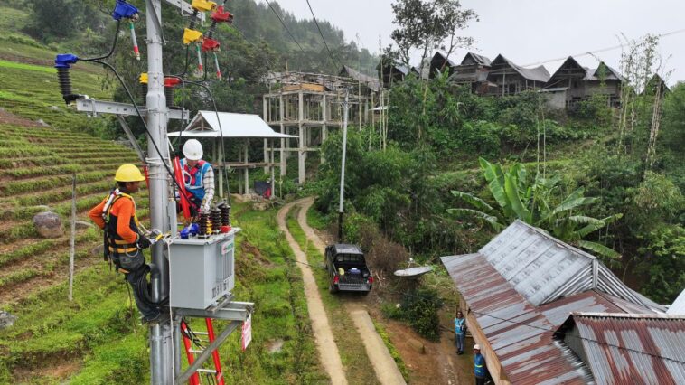 PLN Hadirkan Listrik 24 Jam