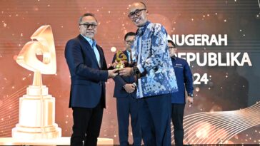 PLN Dua Penghargaan ESG