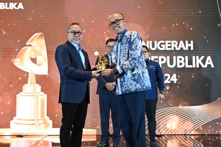 PLN Dua Penghargaan ESG