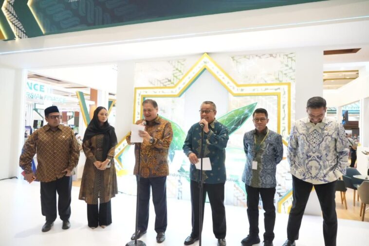 Airlangga Kontribusi Syariah
