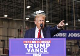 Trump Ancam Naikkan Tarif Pajak Mobil Impor 200 Persen dari Meksiko