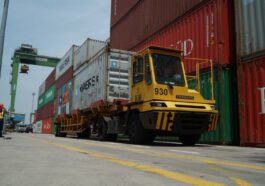 Bea dan Cukai Ambon Layani Ekspor perdana Ikan Kayu