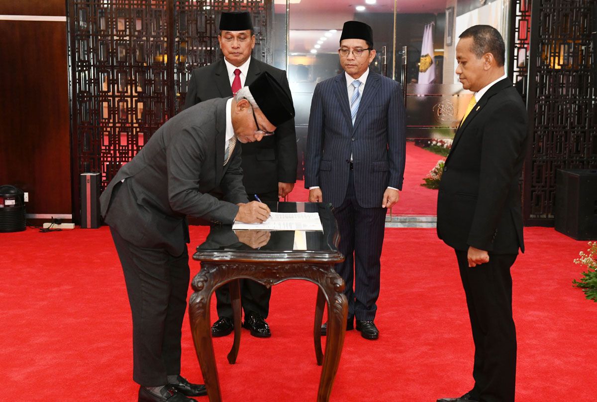 Bahlil Resmi Lantik Djoko Siswanto Jadi Kepala SKK Migas
