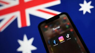 Australia Bayar Berita
