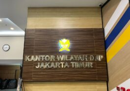 Kanwil DJP Jaktim Serahkan Dua Tersangka Penerbit Faktur Pajak Fiktif
