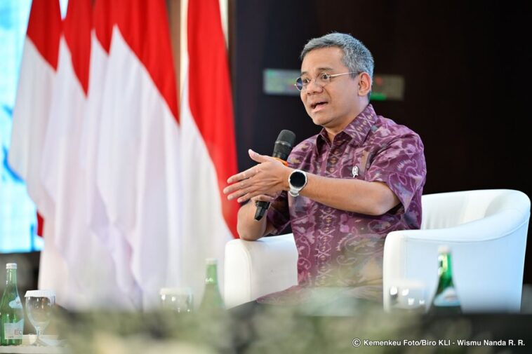 Wamenkeu: Properti