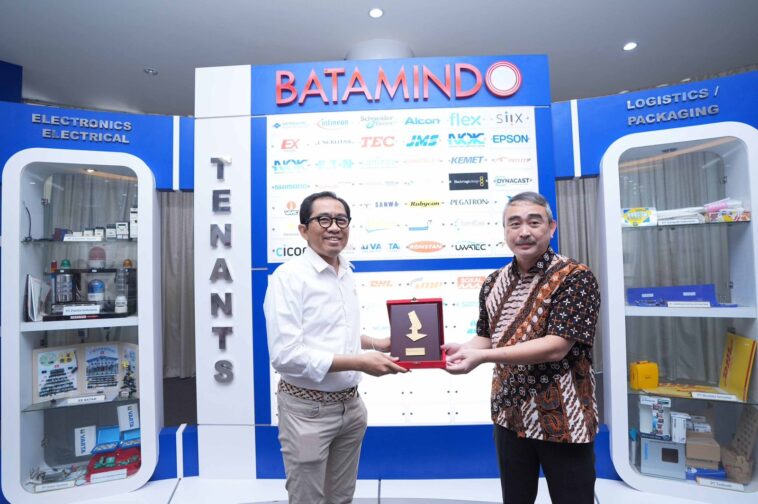Cina Relokasi Pabrik