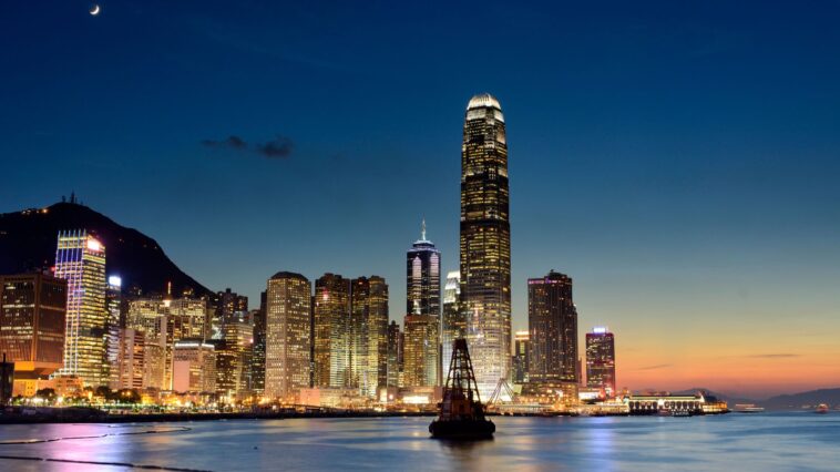 Hong Kong Kenaikan PPh Orang Kaya