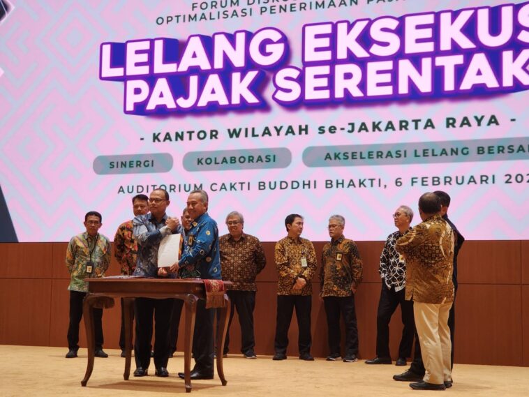 Kanwil DJP Jakut Lelang Barang Sitaan