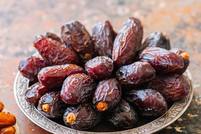 Impor Kurma Januari