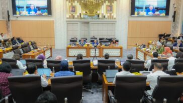 DPR Pajak Turis RUU Kepariwisataan