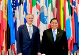 Bertemu Sekjen OECD