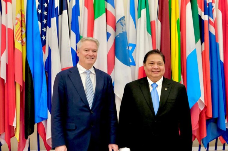 Bertemu Sekjen OECD