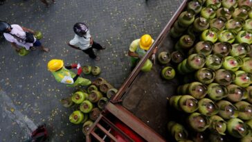 Menteri Bahlil Tegas Distribusi BBM dan LPG 3 Kg