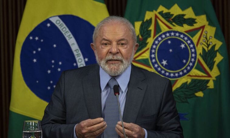 Brasil Akan PPh Kelas Menengah