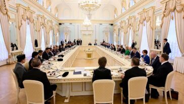 Bahlil Rusia Proyek Eksplorasi Migas