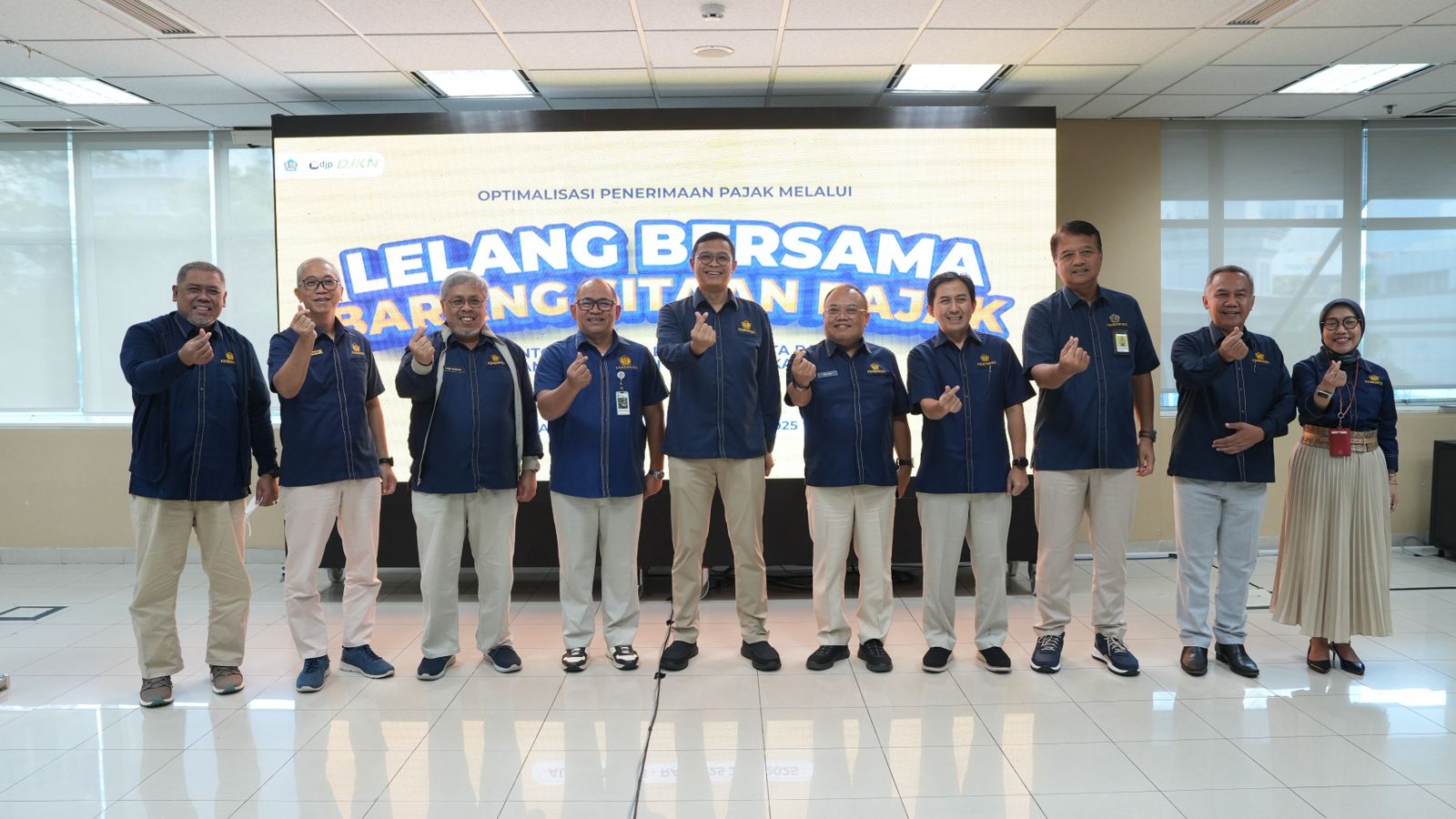 Mobil Penunggak Pajak