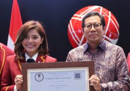 Merry Riana Resmi IPO