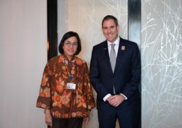 Sri Mulyani Bertemu Menkeu Australia