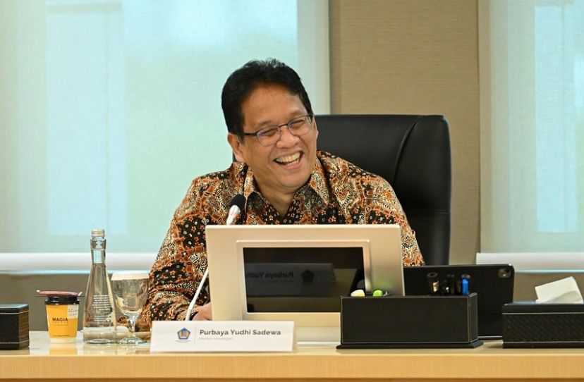 Purbaya Tetapkan Bea Masuk Pengamanan Impor Benang Kapas